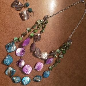 Shell and stone necklace set
